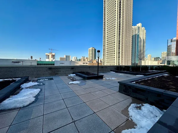 $3,050 | 660 West Wayman Street, Unit 507, Chicago, IL 60661