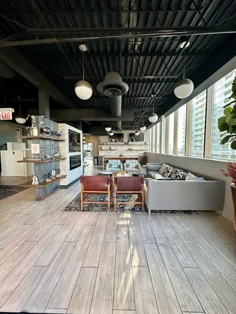 $3,050 | 660 West Wayman Street, Unit 507, Chicago, IL 60661