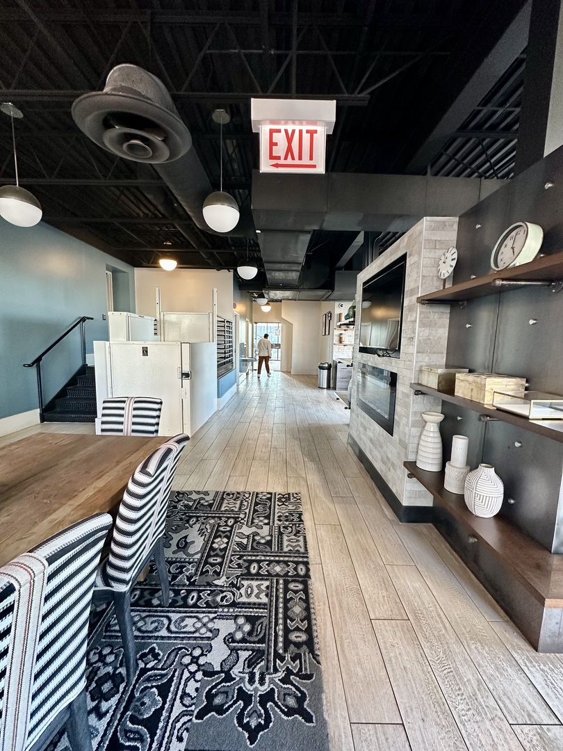 660 West Wayman Street, Unit 507 Chicago, IL 60661 - Photo 43 of 53