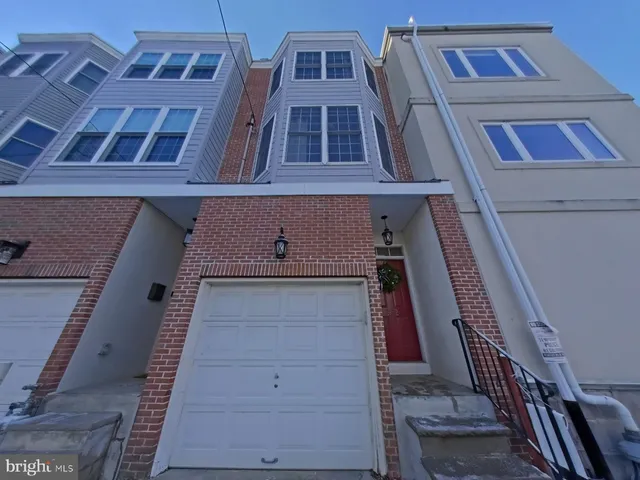 $3,000 | 2152 Webster Street, Philadelphia, PA 19146