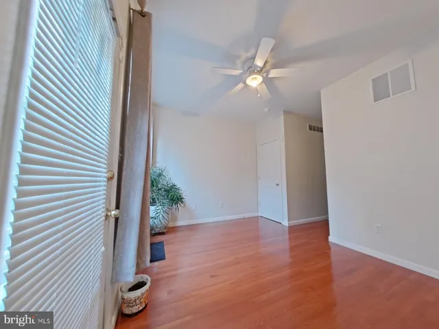 $3,000 | 2152 Webster Street, Philadelphia, PA 19146