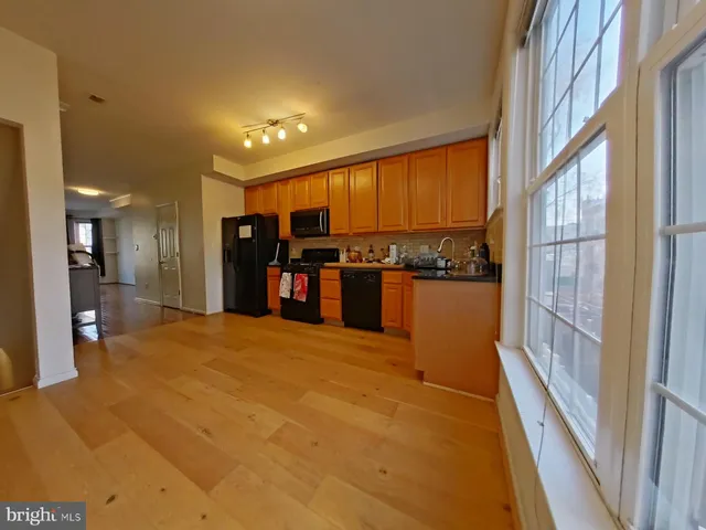 $3,000 | 2152 Webster Street, Philadelphia, PA 19146