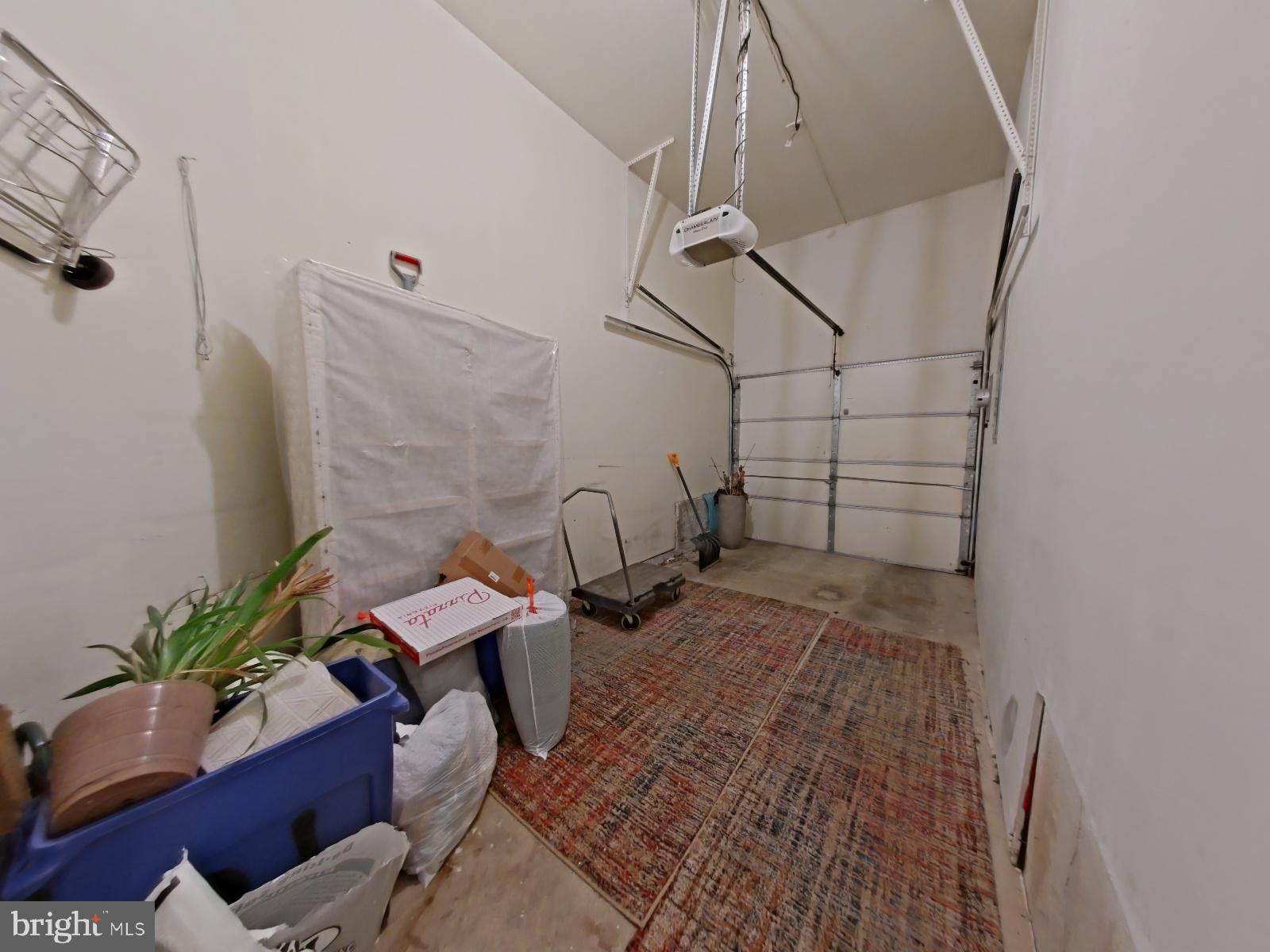 2152 Webster Street Philadelphia, PA 19146 - Photo 38 of 39 Garage