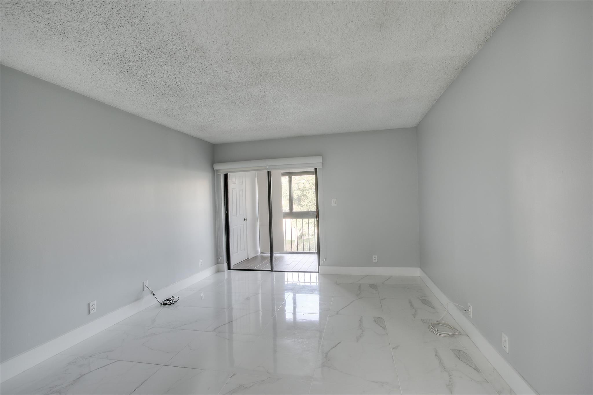 303 Racquet Club Road, Unit 312 Weston, FL 33326 - Photo 7 of 10 Photo 7