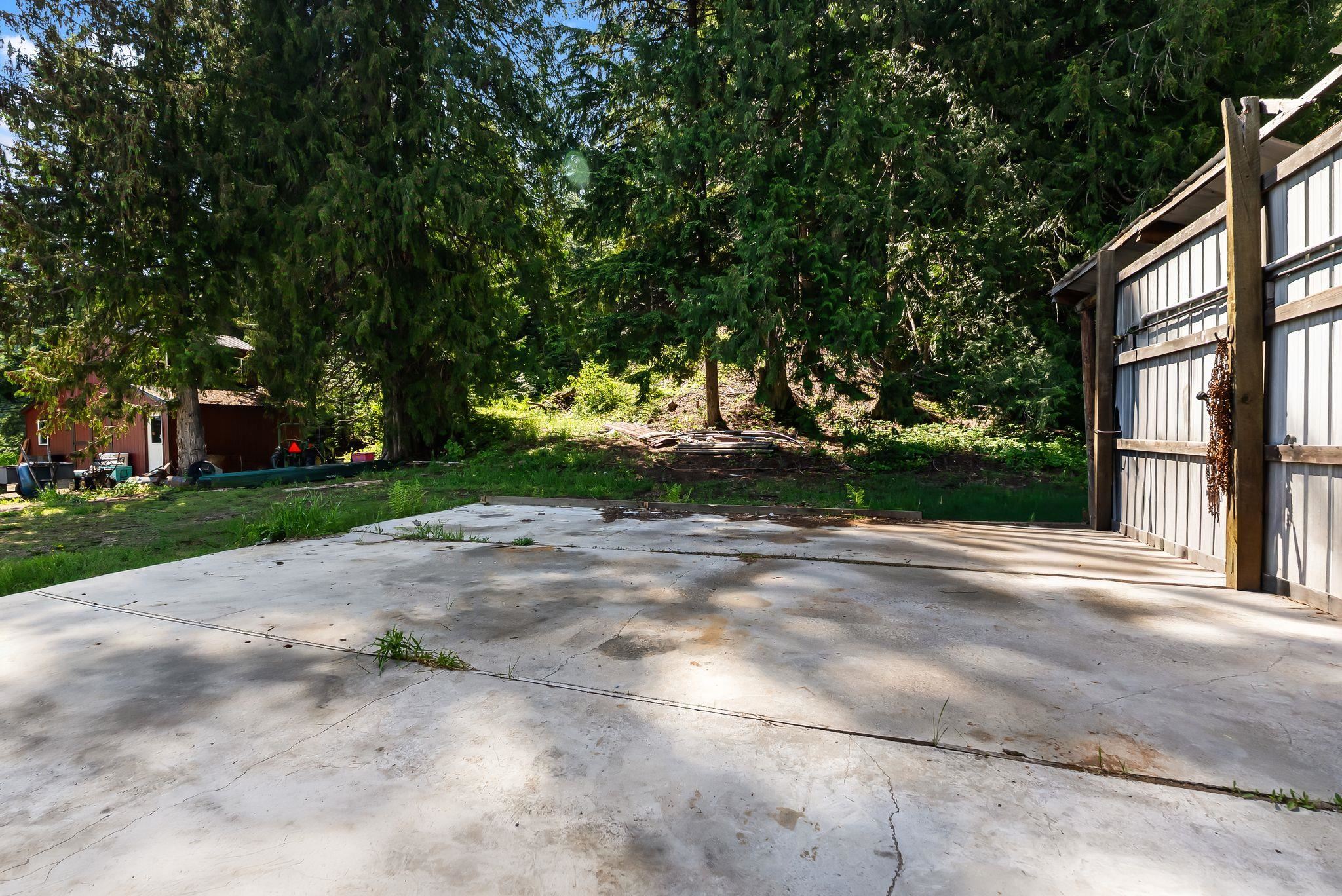 2502 Greenhood Road Newport, WA 99156 - Photo 33 of 49