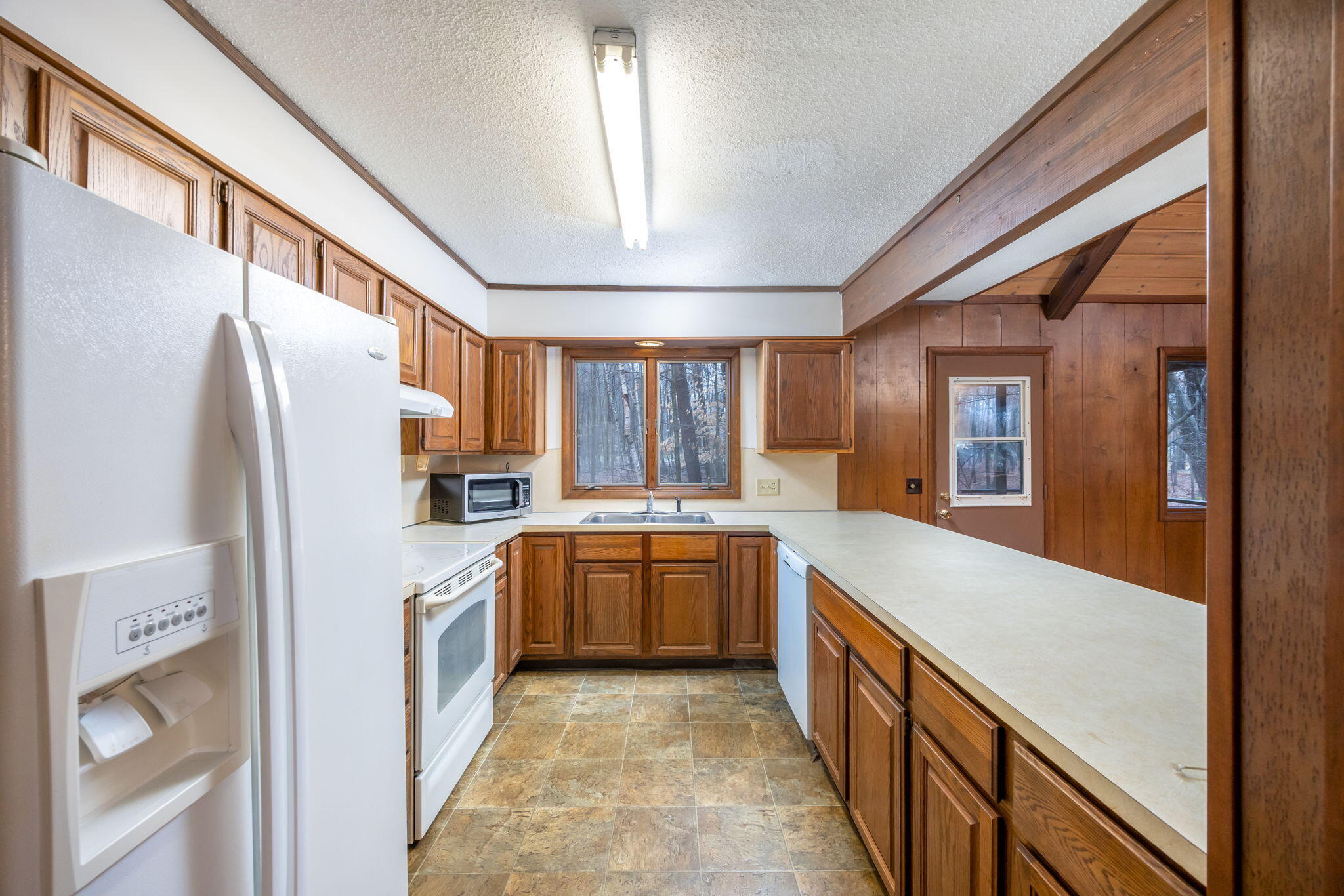 7701 River Ridge Road Canadian Lakes, MI 49346 - Photo 10 of 30 9-web-or-mls-3Y2A1995-Edit