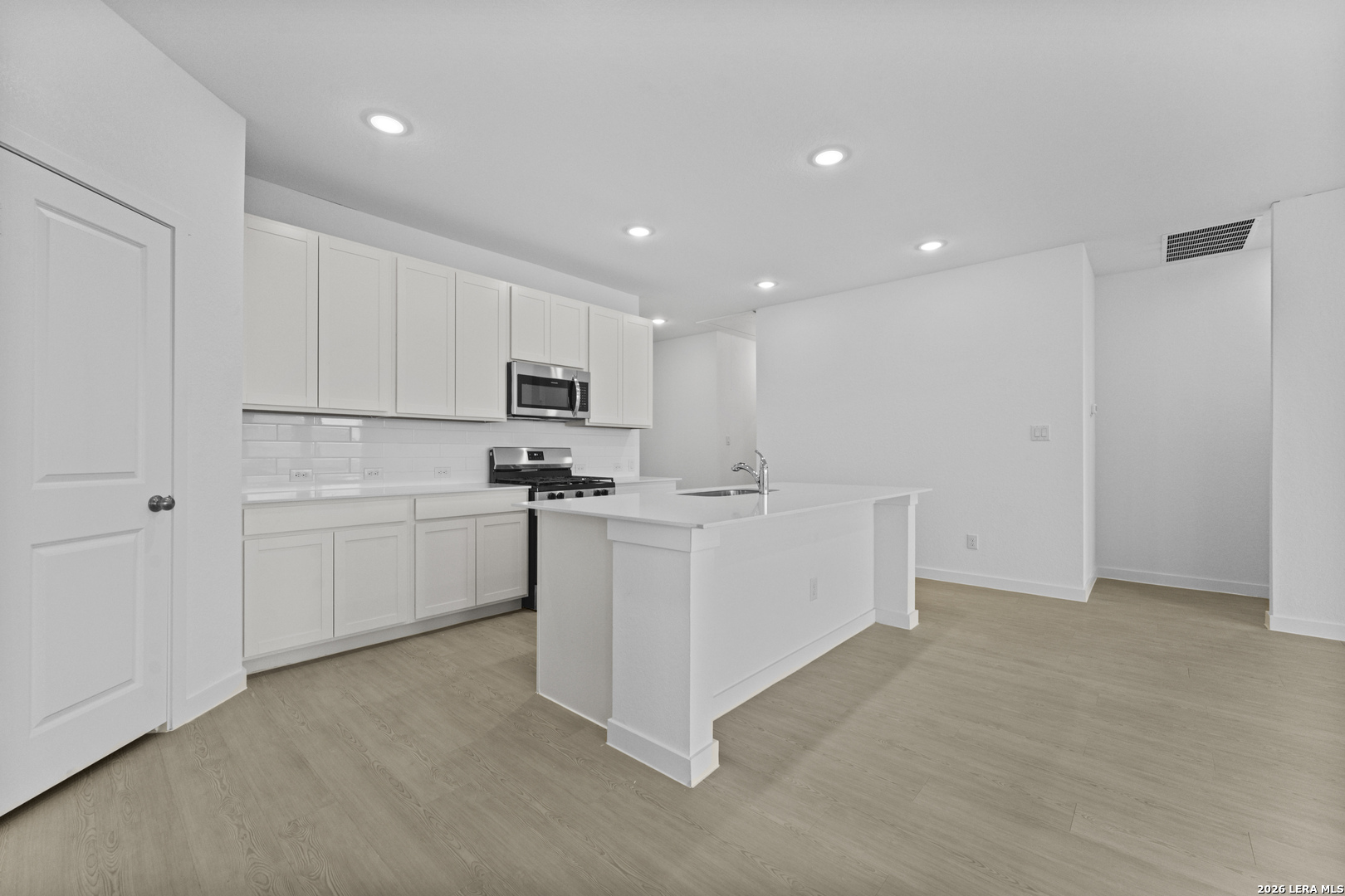 4986 Mission Tejas Road Marion, TX 78124 - Photo 8 of 24