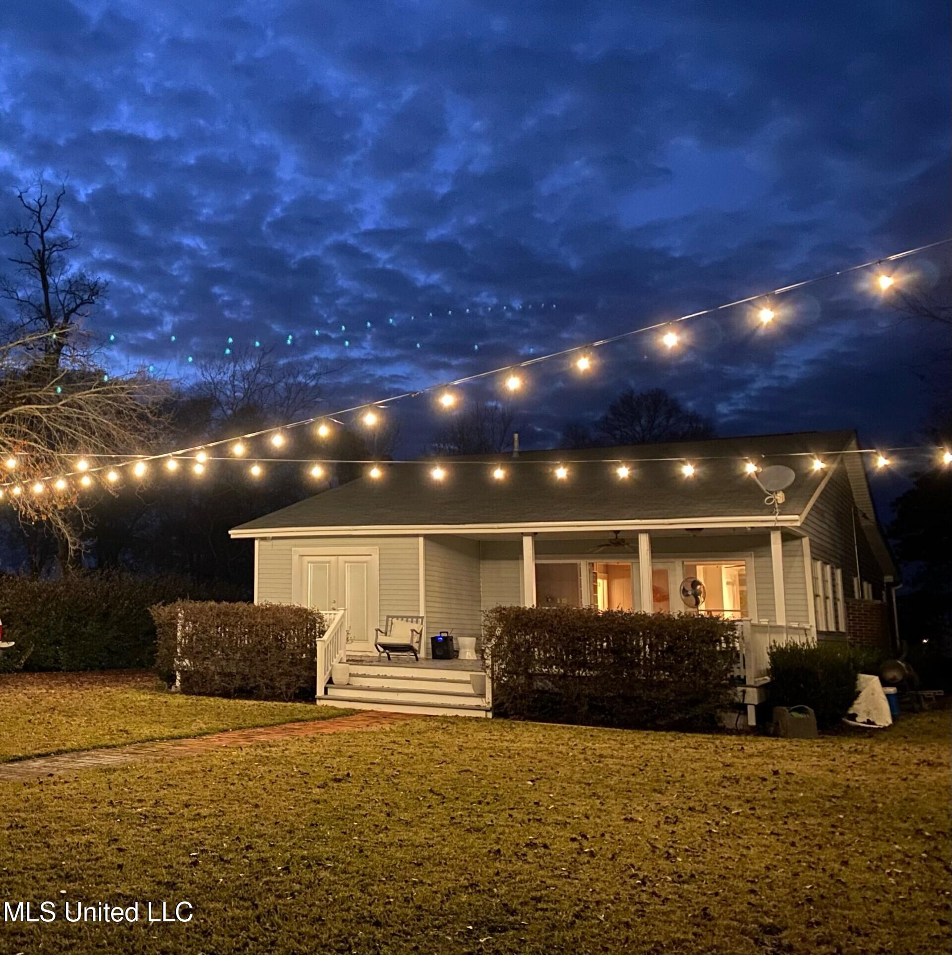 thumbnail_IMG_9913.jpg d