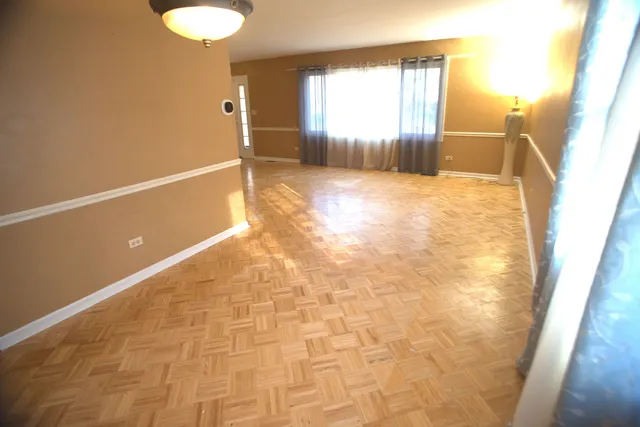 $310,000 | 1210 Lorelei Drive, Zion, IL 60099