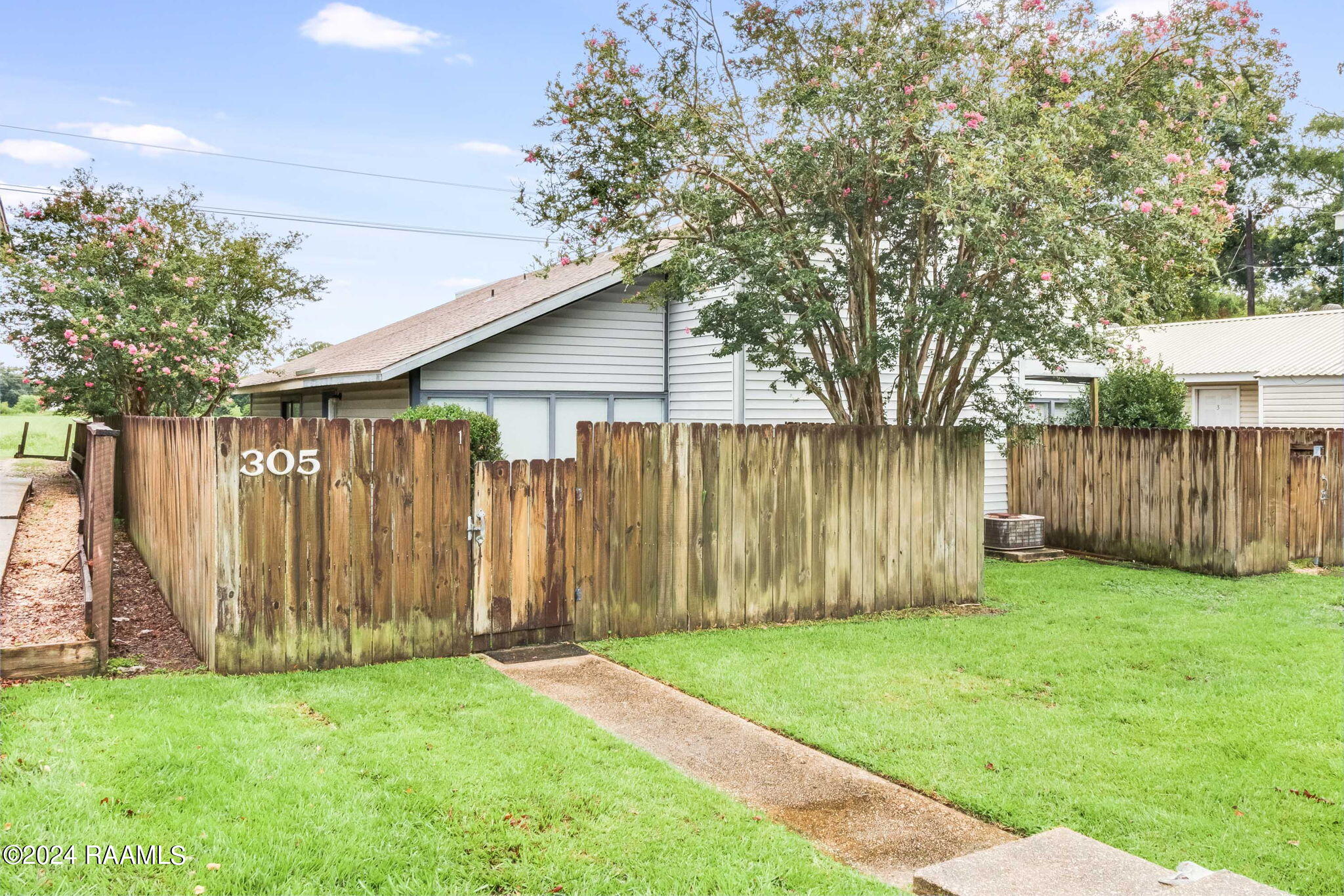 305 Cougar Ridge Lafayette, LA 70508 - Photo 4 of 15 5-web-or-mls-Cougar Ridge-2