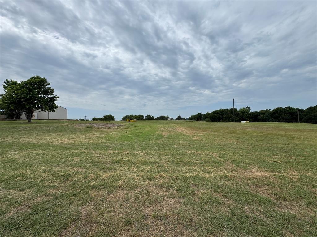 197 Private Road 4652 Rhome, TX 76078 - Photo 35 of 38