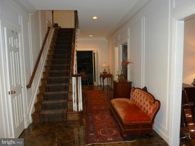 12917 Esworthy Road North Potomac, MD 20878 - Photo 5 of 15 Interior (General)