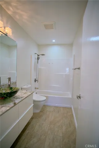 $795,000 | 10 Raleigh, Irvine, CA 92604