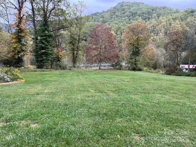 $1,190,000 | 8020 Meadow Fork Road, Hot Springs, NC 28743
