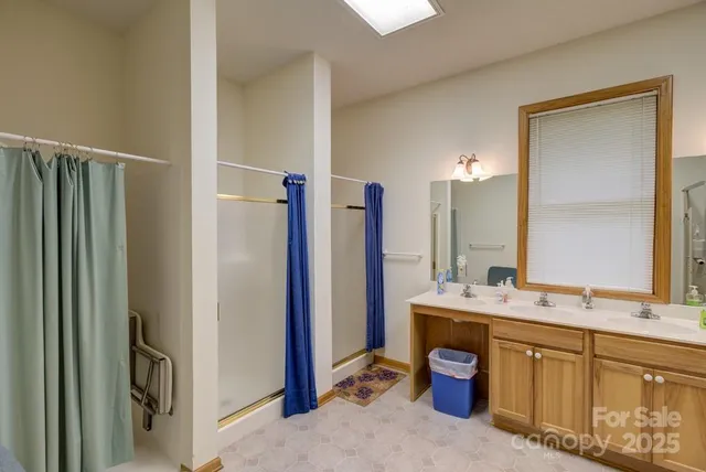 $1,190,000 | 8020 Meadow Fork Road, Hot Springs, NC 28743