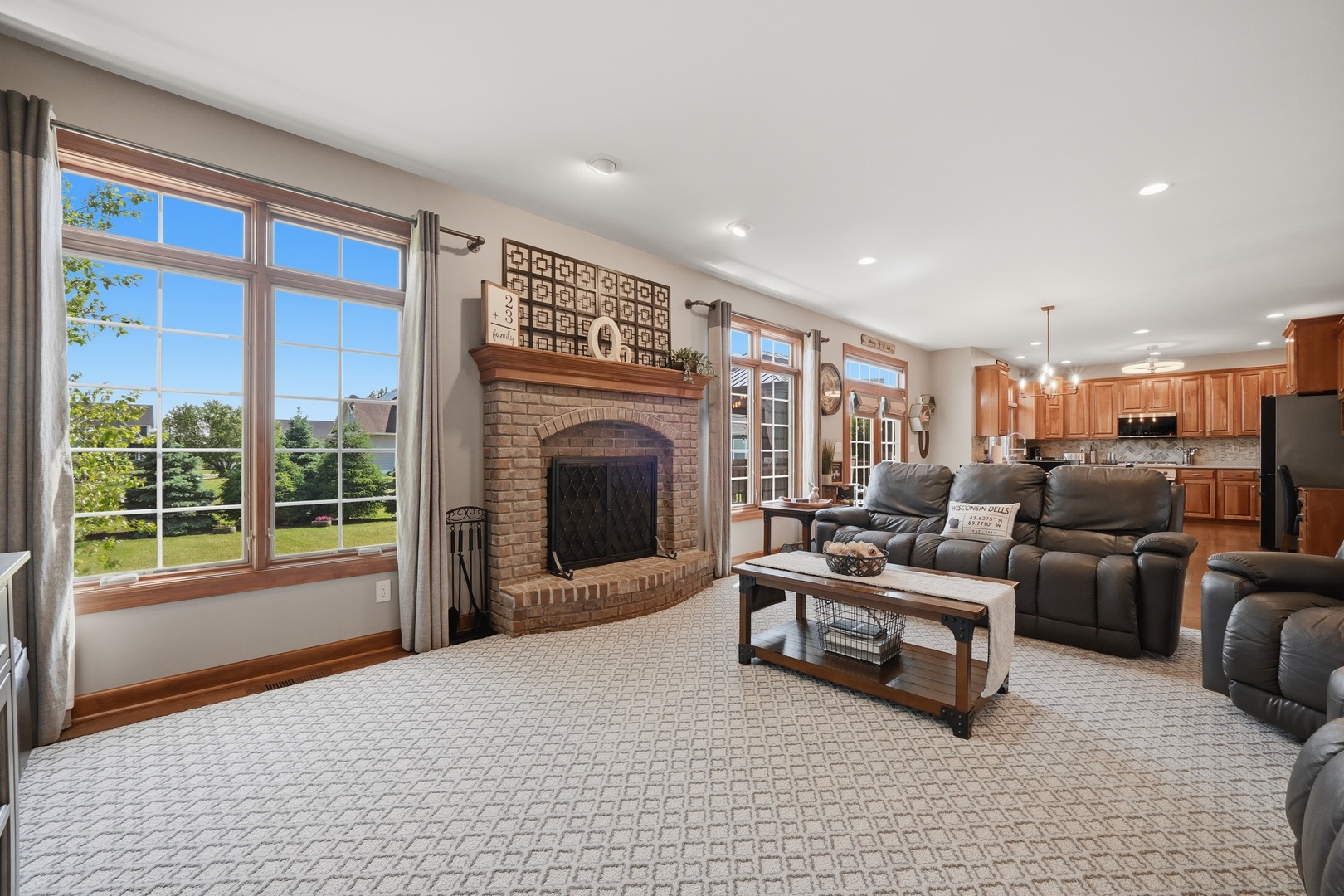 468 Rutland Road DeKalb, IL 60115 - Photo 11 of 59