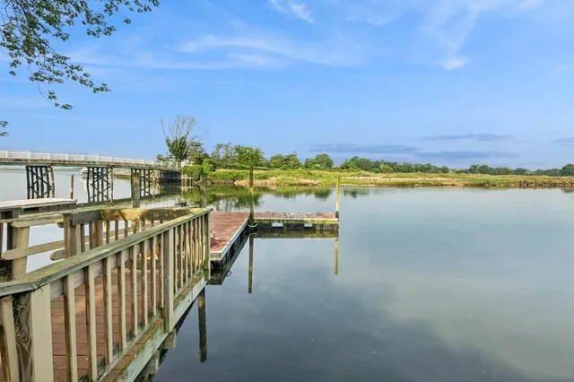a view of ocean with city view