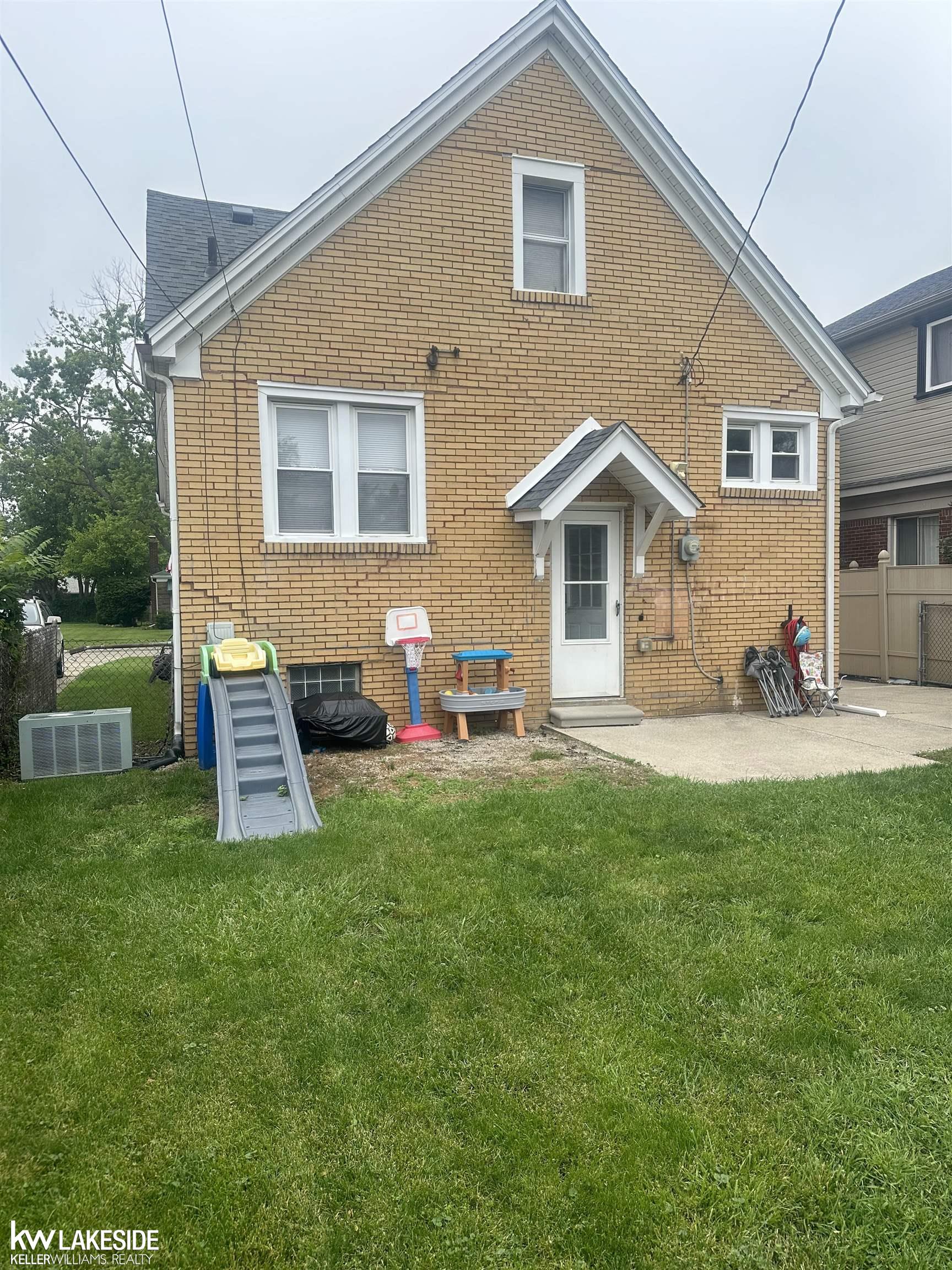 12805 Rosedale Street Southgate, MI 48195 - Photo 14 of 14