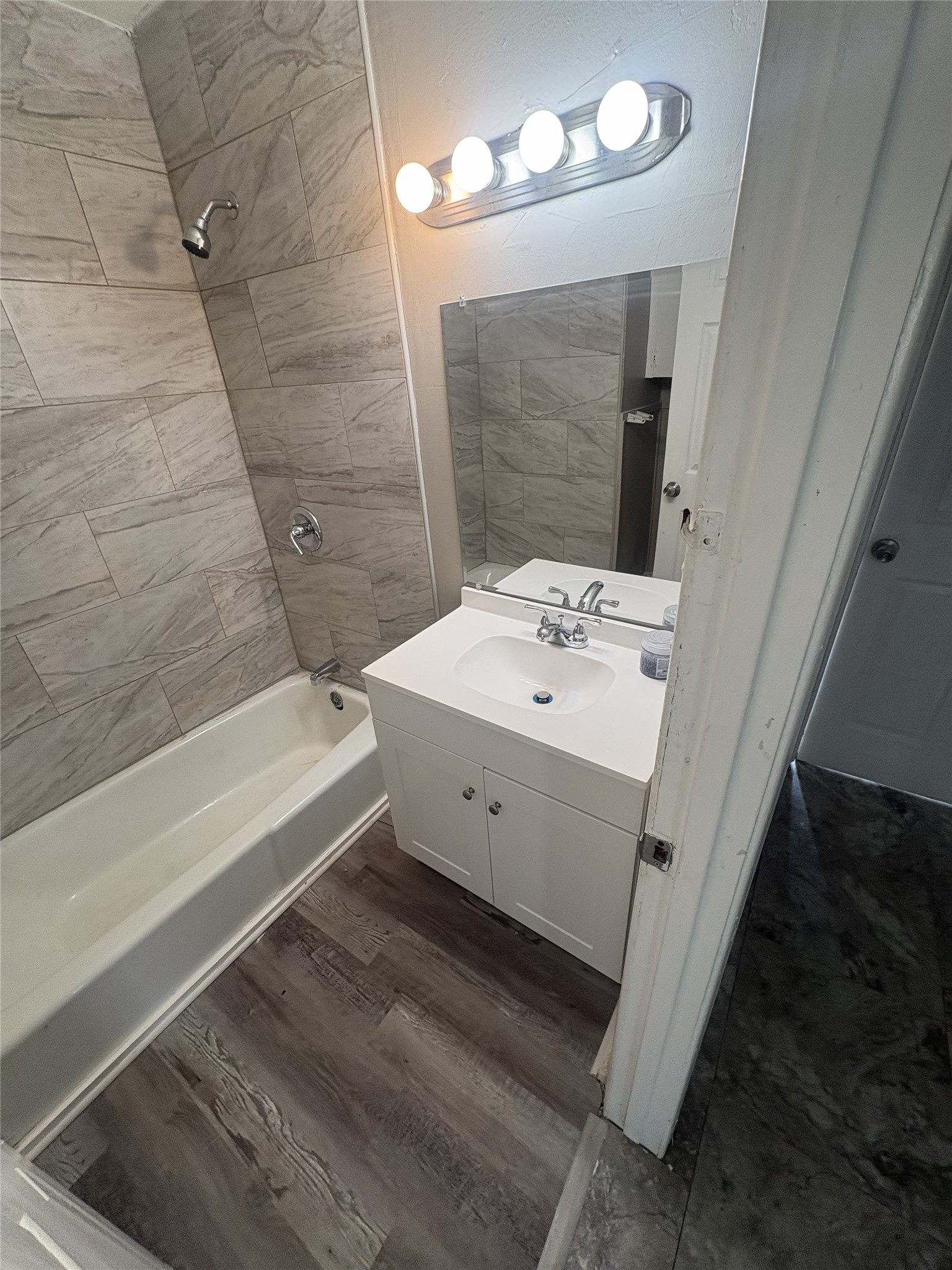 2310 Kabee Street Houston, TX 77020 - Photo 9 of 12