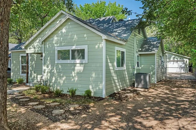 $419,999 | 3409 Clary Avenue, Fort Worth, TX 76111