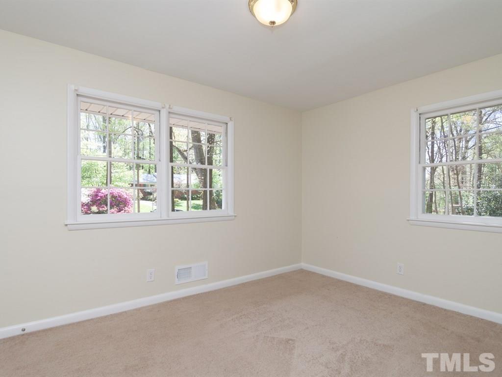 514 West Cornwall Road Cary, NC 27511 - Photo 14 of 19 Gallery Image 14