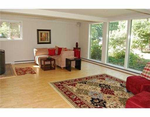 2550 Devonshire Road Ann Arbor, MI 48104 - Photo 3 of 10 Photo 3