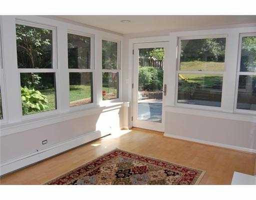 2550 Devonshire Road Ann Arbor, MI 48104 - Photo 7 of 10 Photo 7
