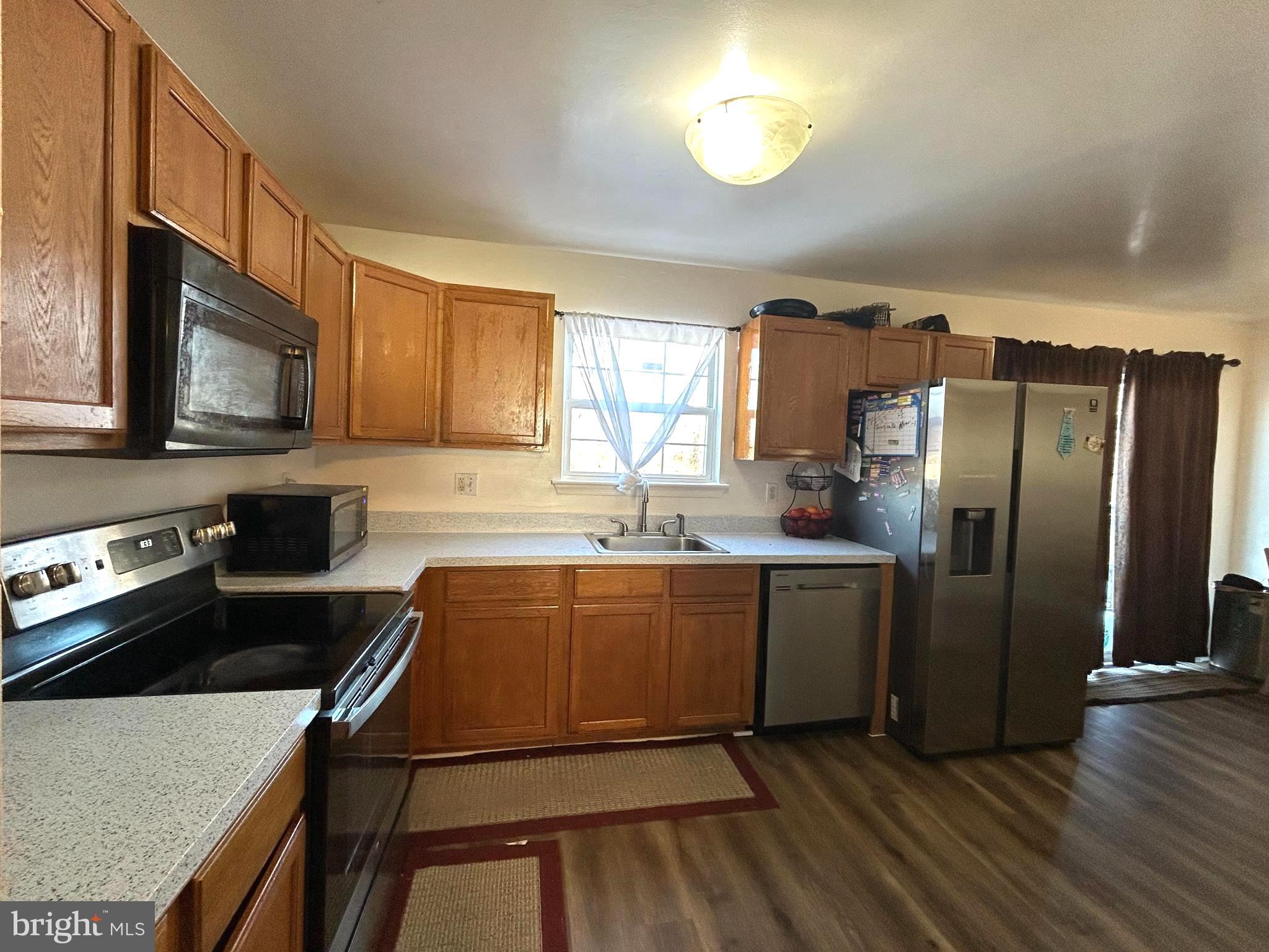 7209 Rutherford Green Circle Baltimore, MD 21244 - Photo 3 of 19