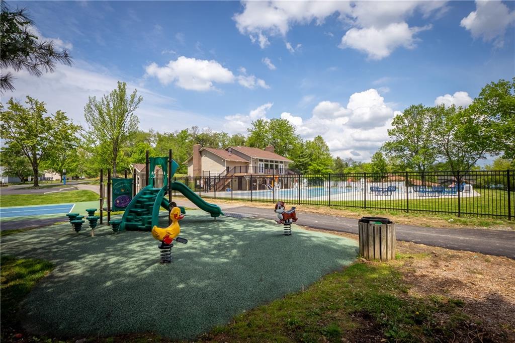 329 Ridge Point Circle, Unit 33 Bridgeville, PA 15017 - Photo 27 of 32 a view of a park