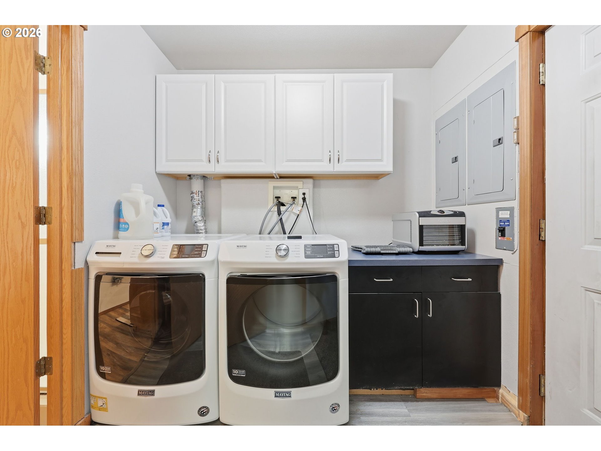 27345 Southwest 145th Avenue Sherwood, OR 97140 - Photo 19 of 36 Laundry