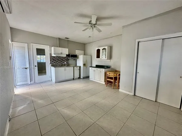 $1,200 | 9292 Jamaica Drive, Unit B, Cutler Bay, FL 33189