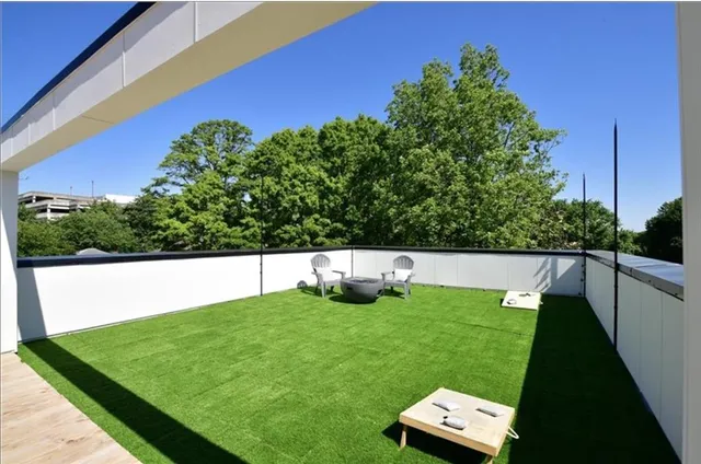 a view of deck with patio