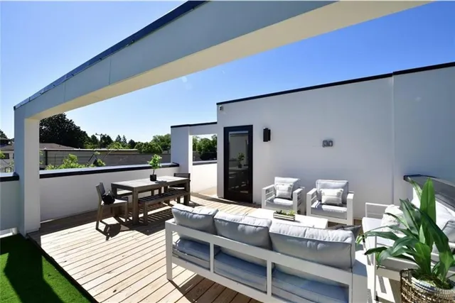 a view of a back yard of the house