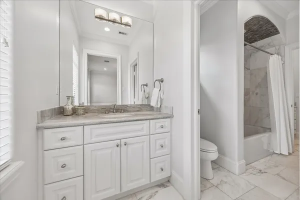 $2,495,000 | 4022 Coleridge Street, West University Place, TX 77005