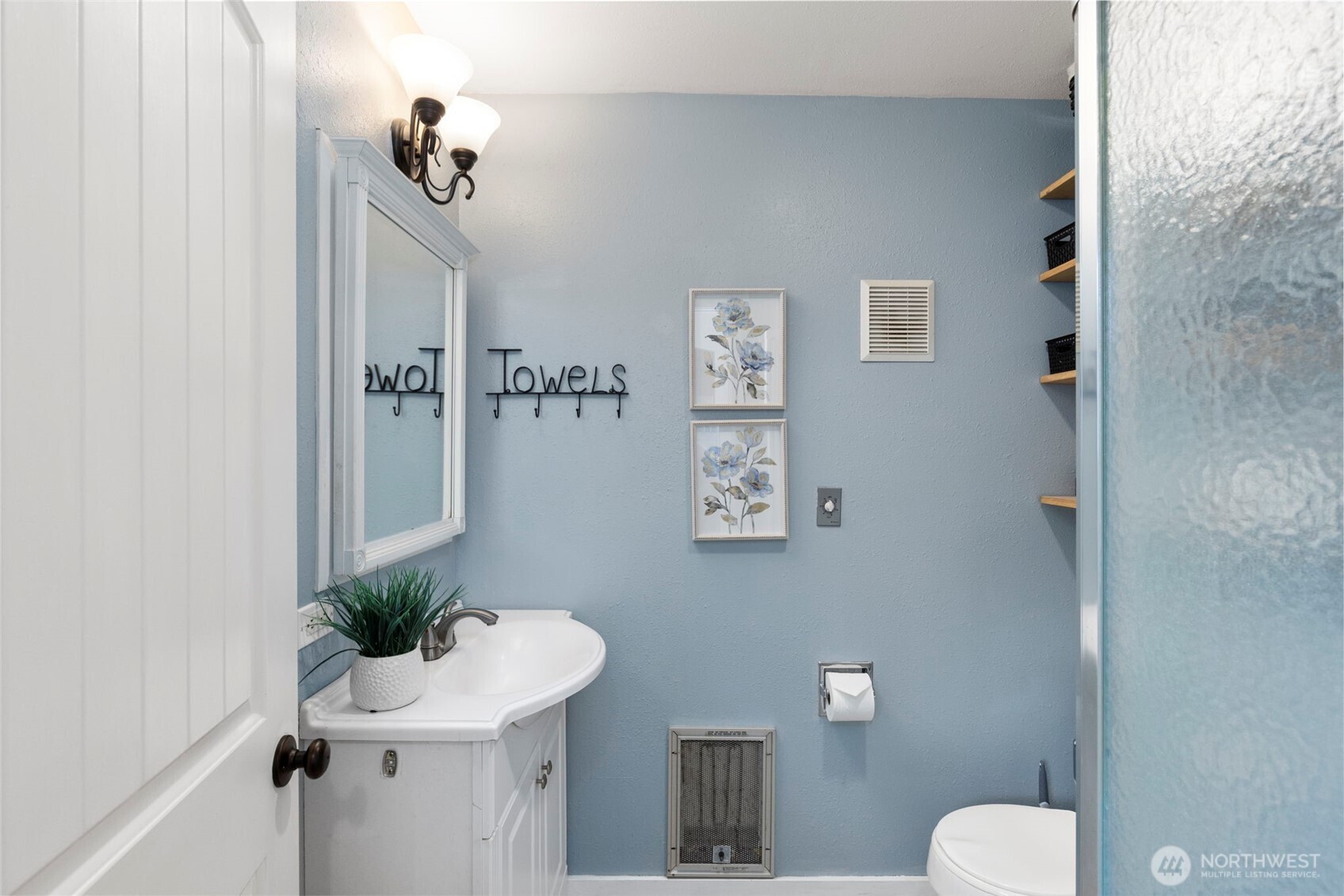 1255 Price Road Northwest Bremerton, WA 98312 - Photo 16 of 32 Gallery Image 16
