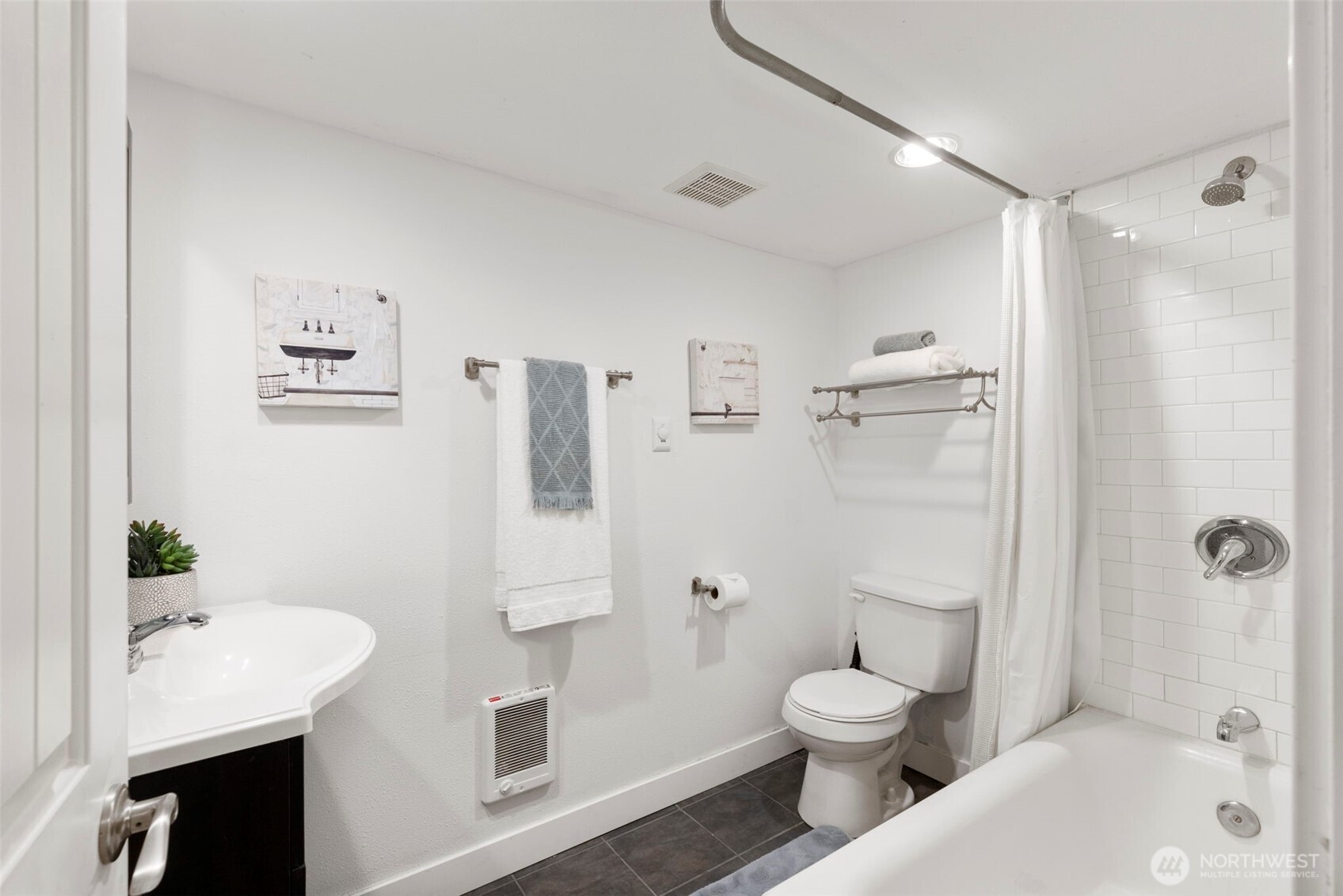 1255 Price Road Northwest Bremerton, WA 98312 - Photo 21 of 32 Gallery Image 21