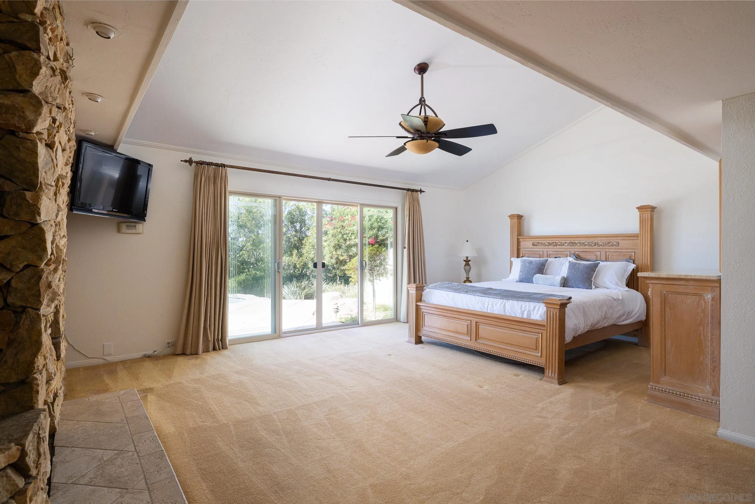 13671 Orchard Gate Road Poway, CA 92064 - Photo 19 of 46