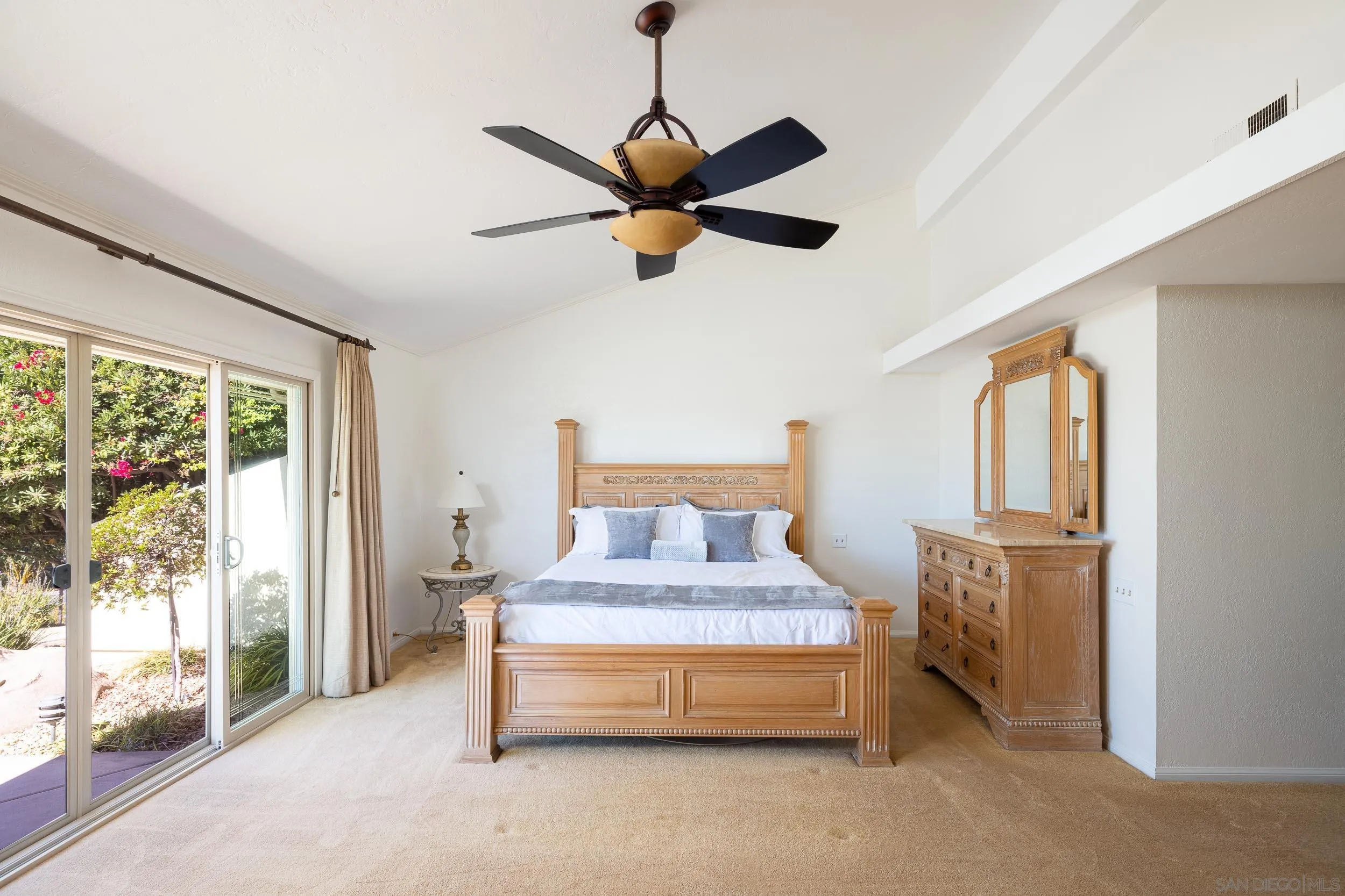 13671 Orchard Gate Road Poway, CA 92064 - Photo 20 of 46