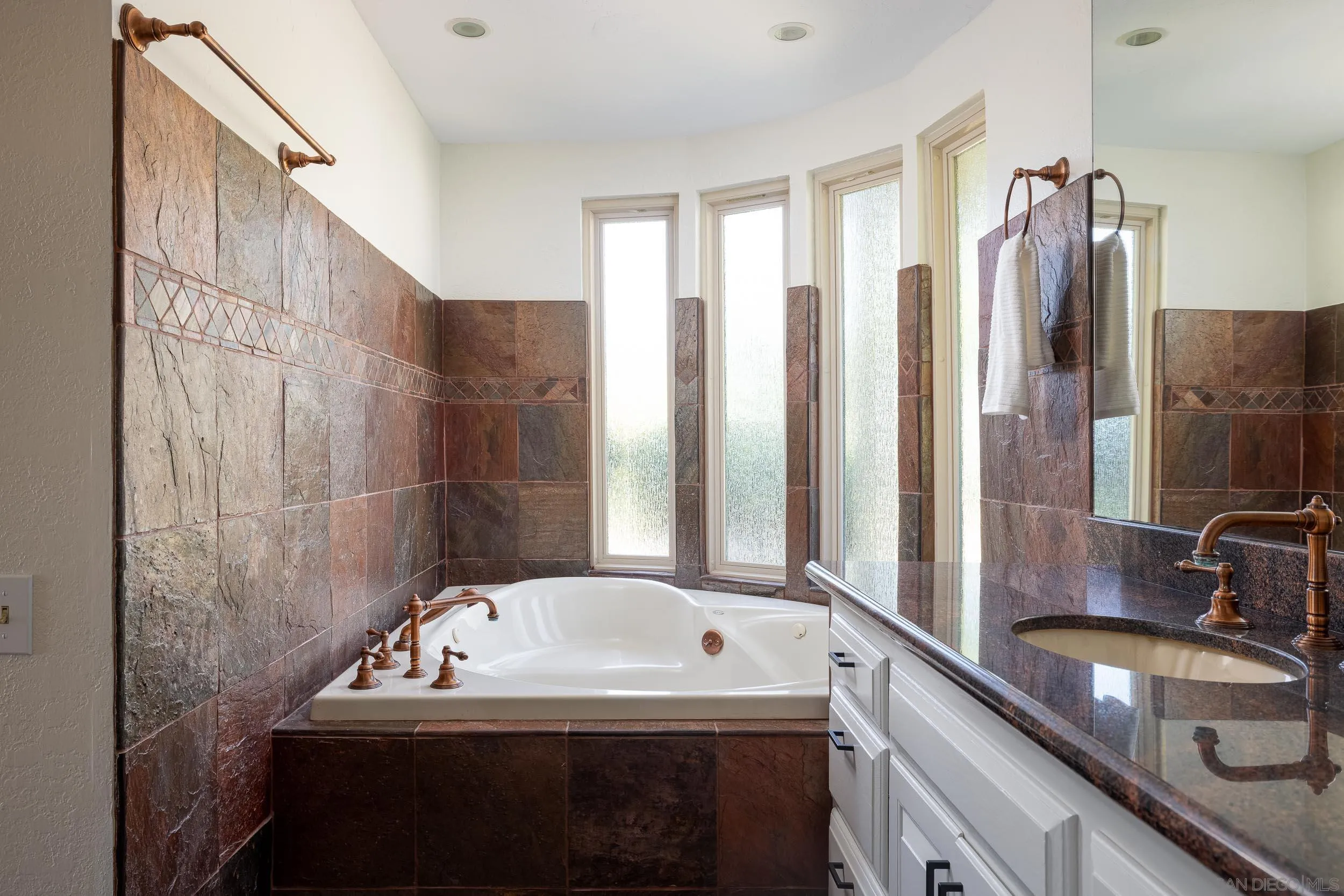 13671 Orchard Gate Road Poway, CA 92064 - Photo 24 of 46