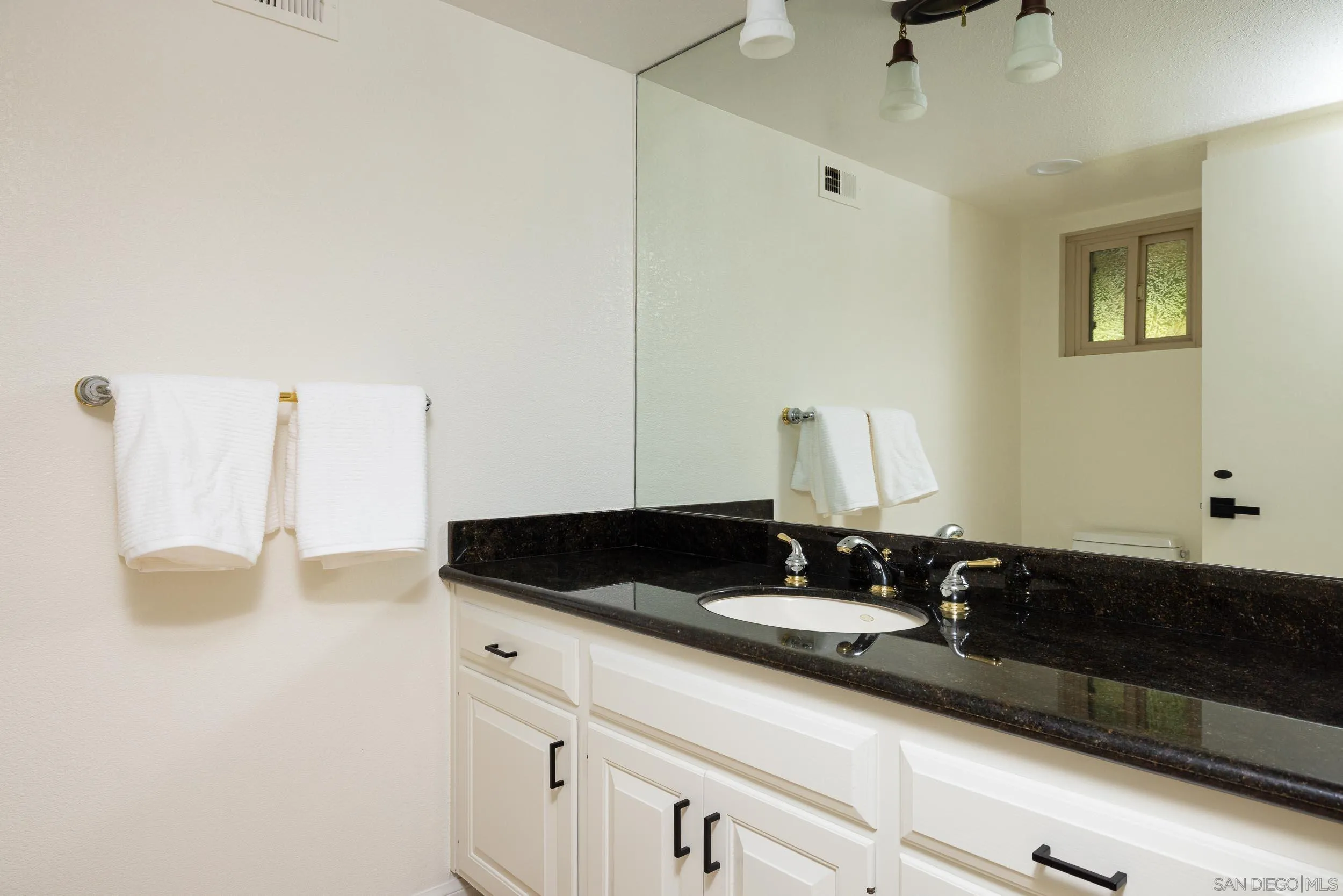 13671 Orchard Gate Road Poway, CA 92064 - Photo 26 of 46