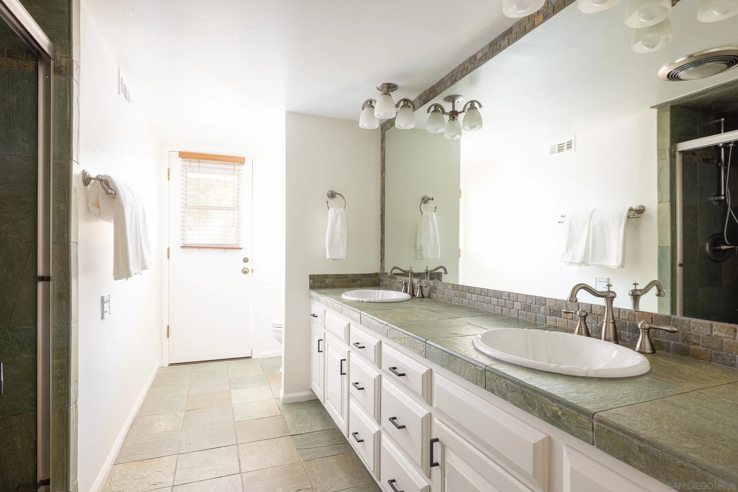 13671 Orchard Gate Road Poway, CA 92064 - Photo 28 of 46