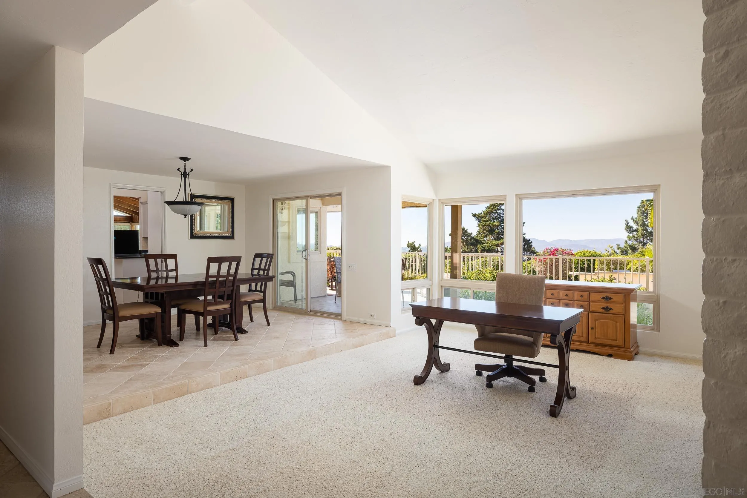 13671 Orchard Gate Road Poway, CA 92064 - Photo 4 of 46