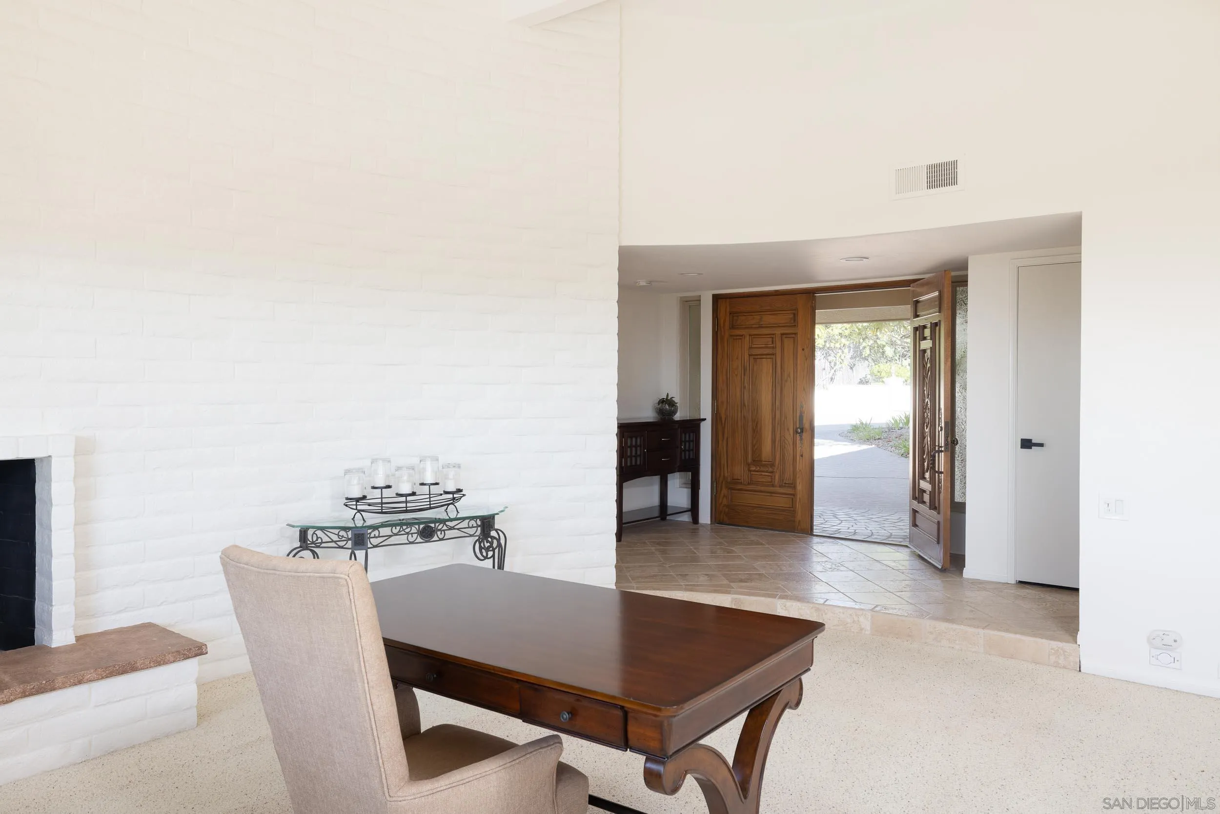 13671 Orchard Gate Road Poway, CA 92064 - Photo 6 of 46