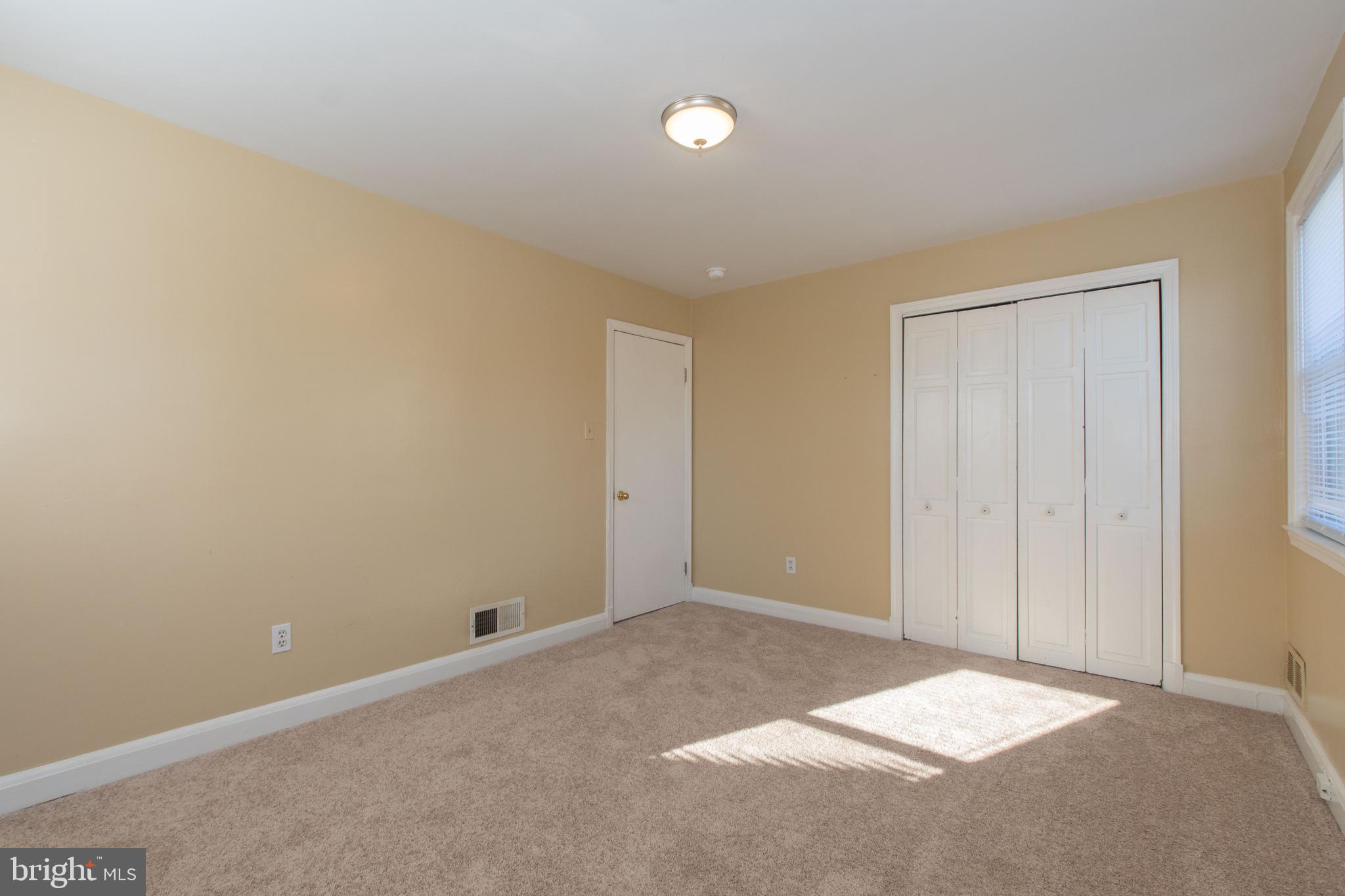 24 Mardrew Road Baltimore, MD 21229 - Photo 18 of 47 Primary Bedroom (2nd Level)