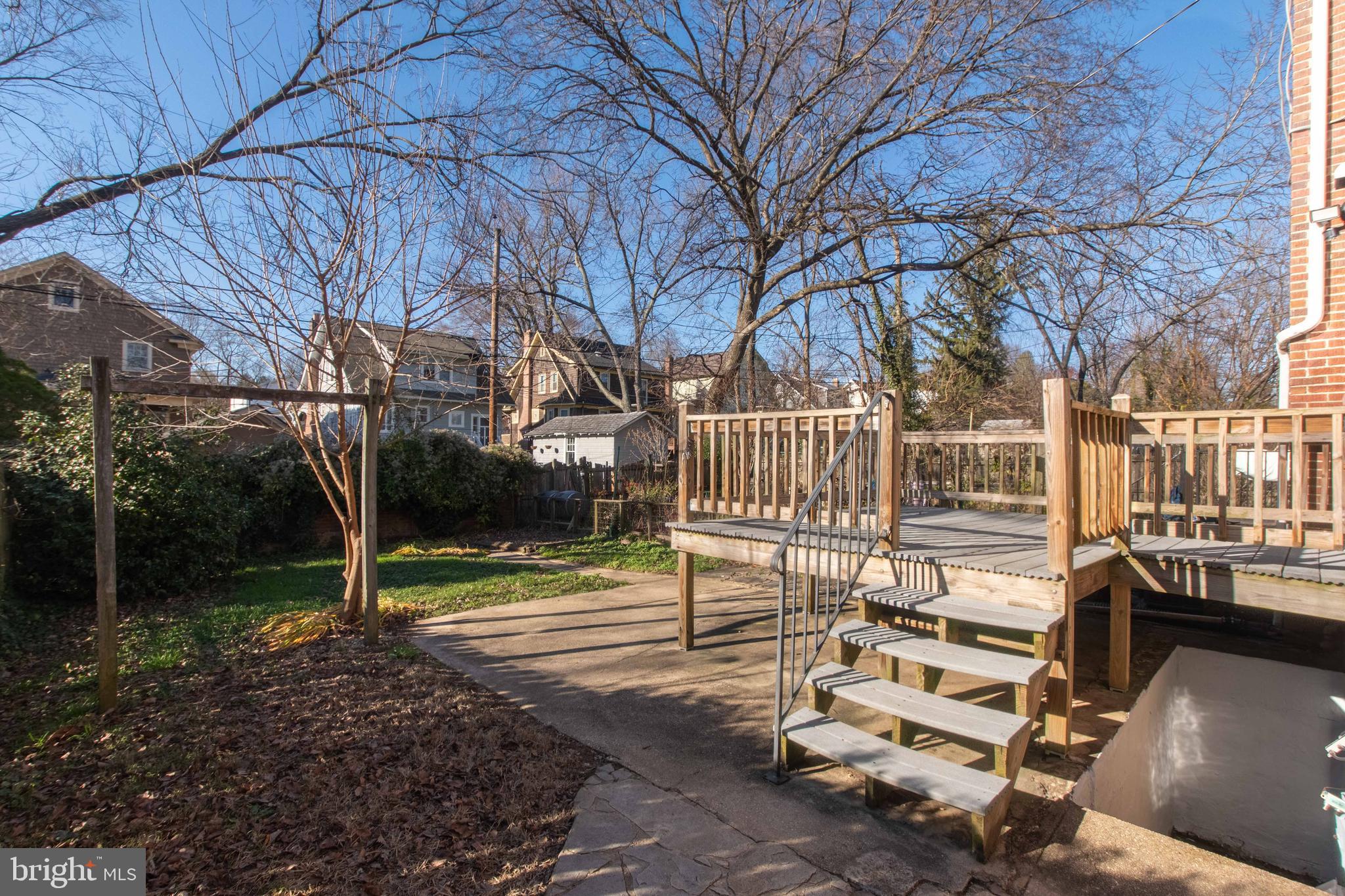 24 Mardrew Road Baltimore, MD 21229 - Photo 42 of 47 Big Back Deck