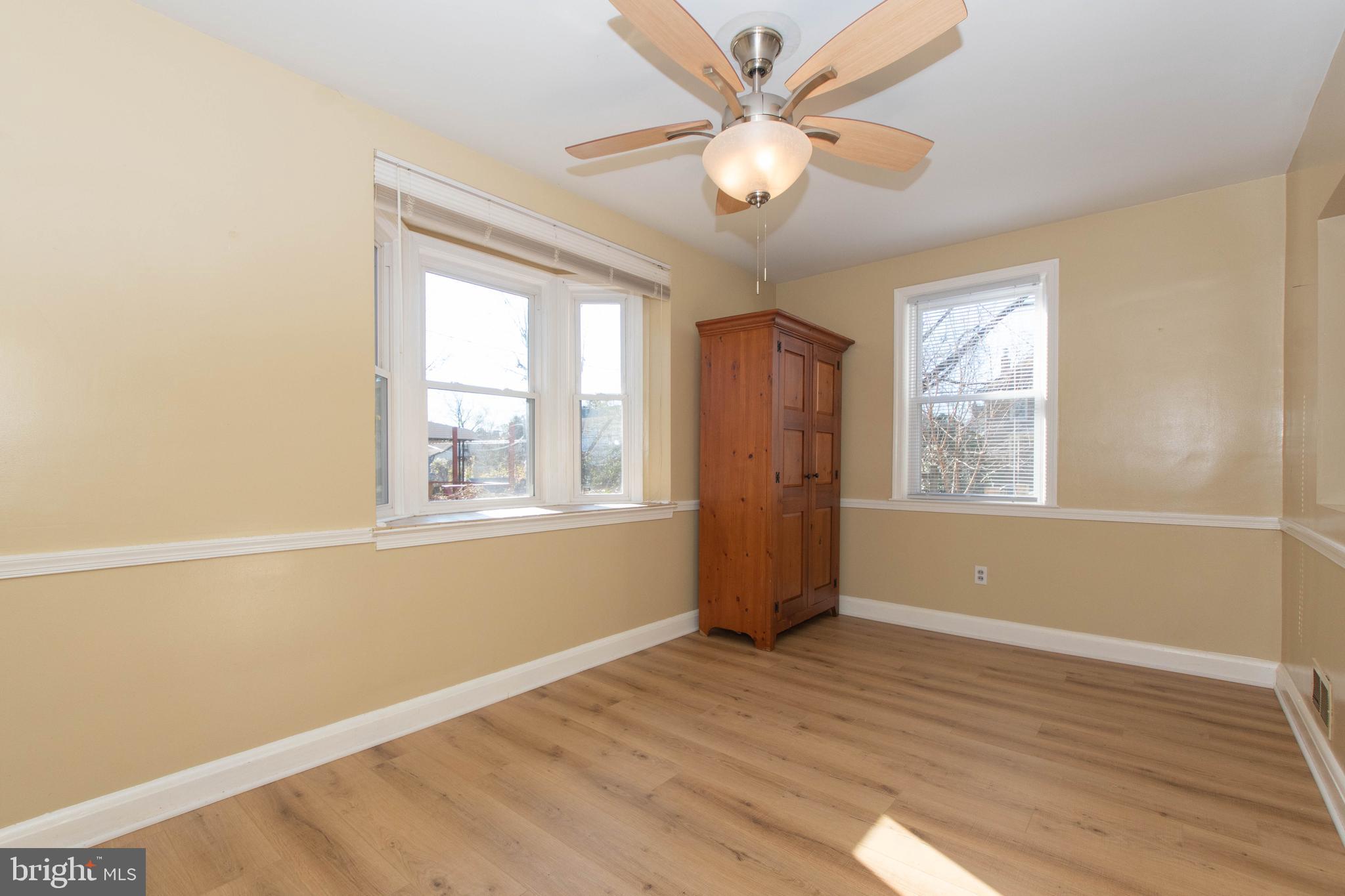 24 Mardrew Road Baltimore, MD 21229 - Photo 9 of 47 Dining Room (Main Level)