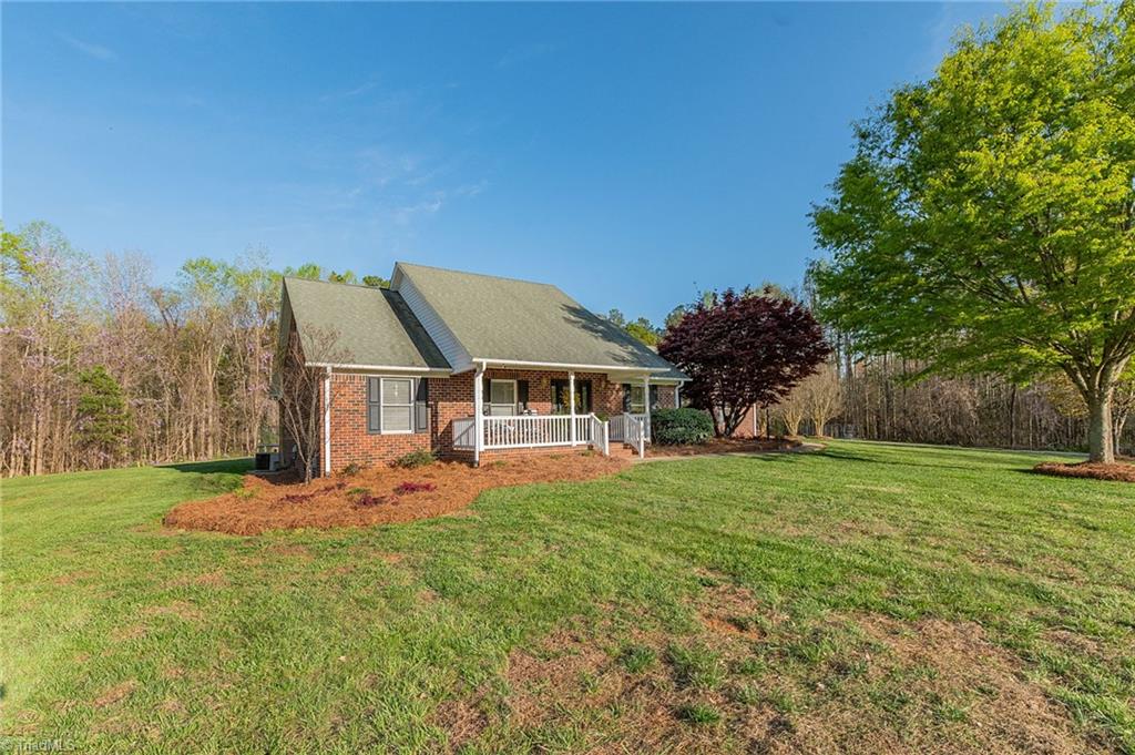 4141 Parks Road Lexington, NC 27292 - Photo 2 of 48 Gallery Image 2