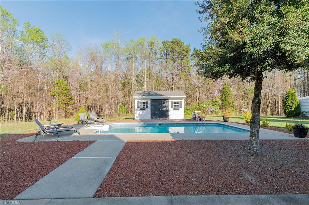 4141 Parks Road Lexington, NC 27292 - Photo 40 of 48 Gallery Image 40