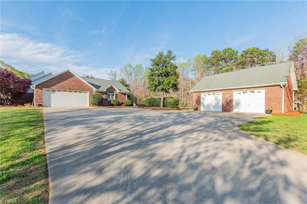 4141 Parks Road Lexington, NC 27292 - Photo 5 of 48 Gallery Image 5