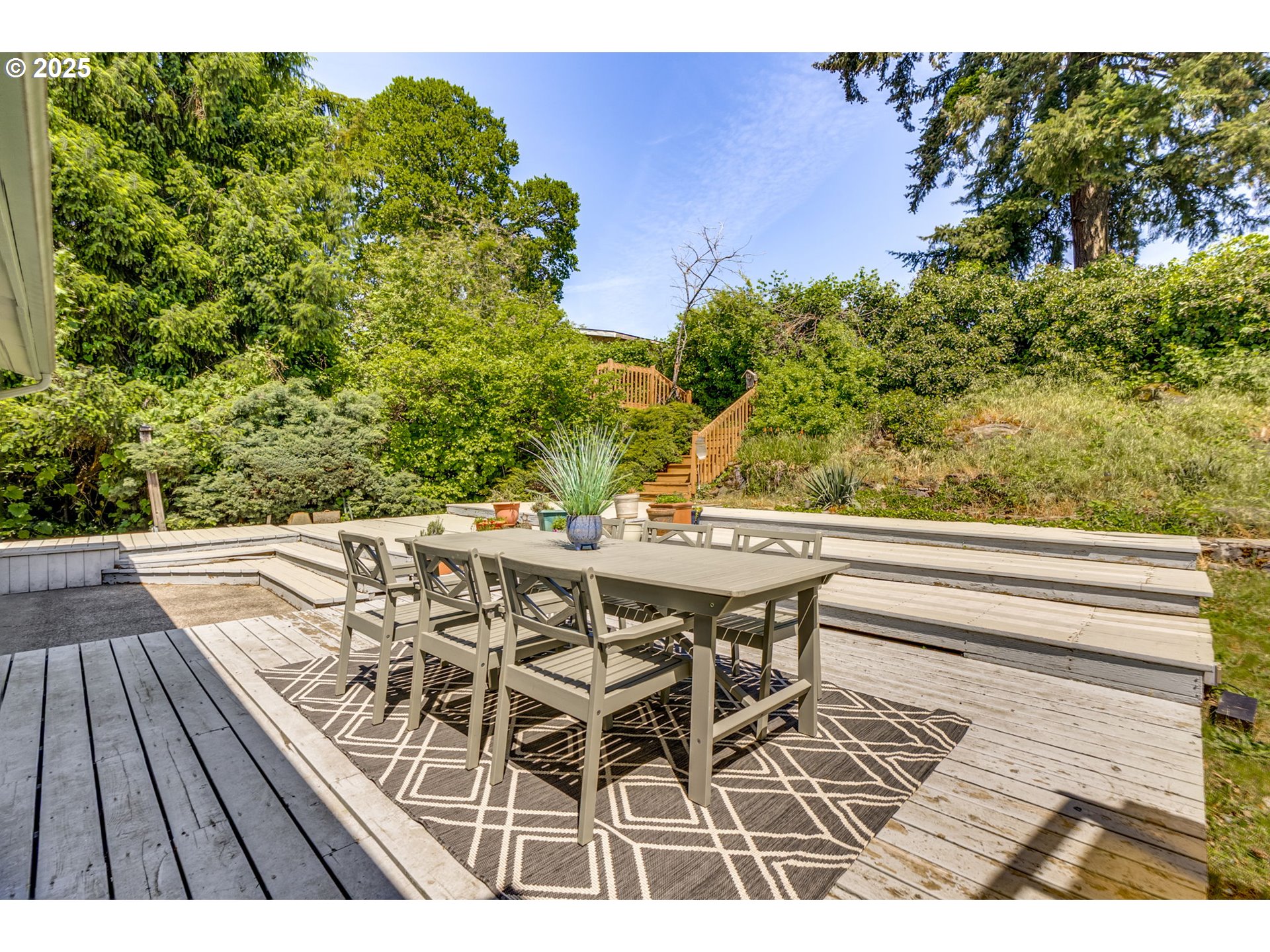 985 Cornell Avenue Gladstone, OR 97027 - Photo 31 of 38 a view of outdoor space yard and patio